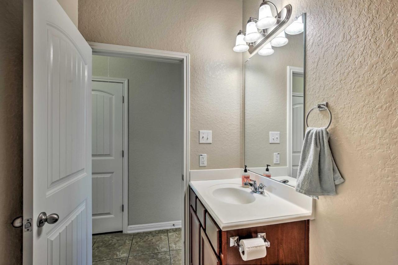 San Antonio Home With Yard About 8 Mi To Lackland! Bagian luar foto