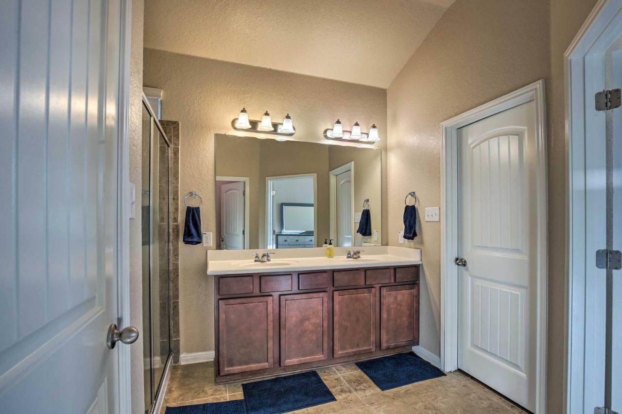 San Antonio Home With Yard About 8 Mi To Lackland! Bagian luar foto