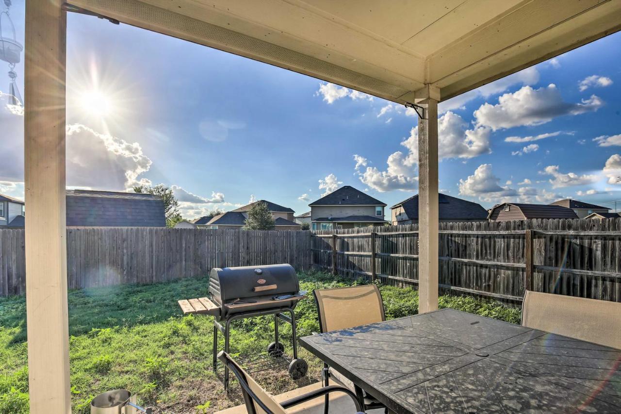 San Antonio Home With Yard About 8 Mi To Lackland! Bagian luar foto